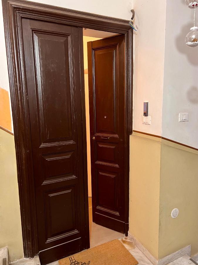 Grottebianche - Sicilian Apartment Catania Bagian luar foto