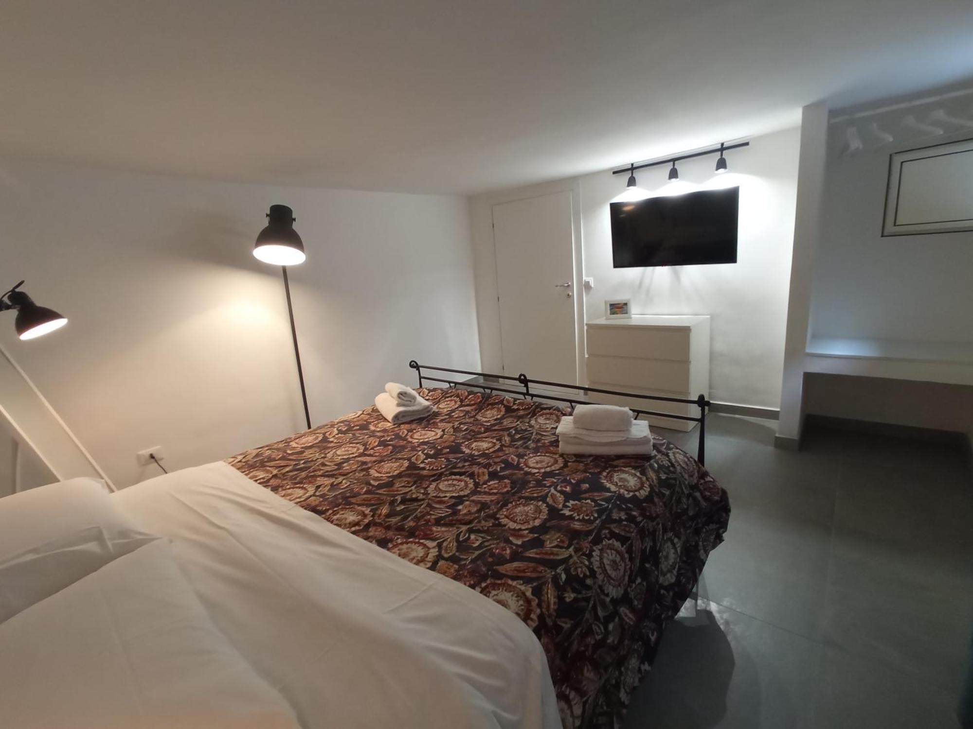 Grottebianche - Sicilian Apartment Catania Bagian luar foto